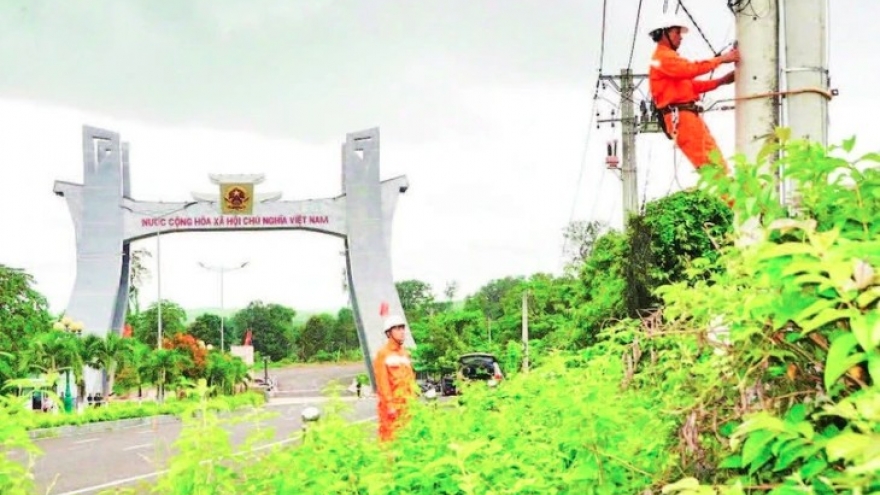Gia Lai ensures stable power supply for Cambodia’s Ratanakiri province