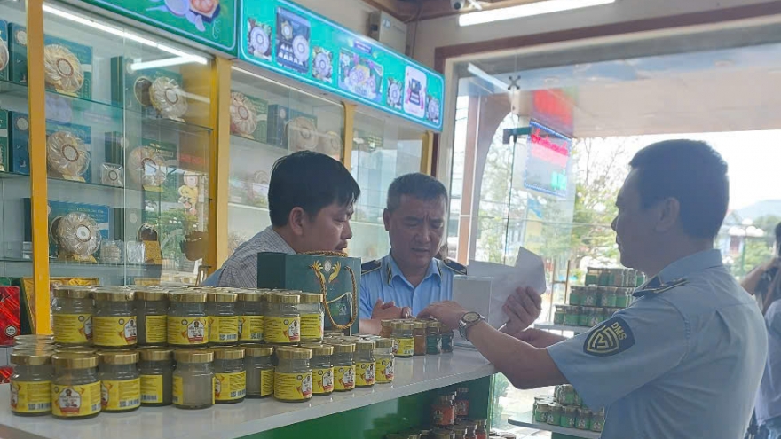 Phát hiện hơn 23.000 lọ yến sào nghi không đảm bảo chất lượng ở Phú Thọ