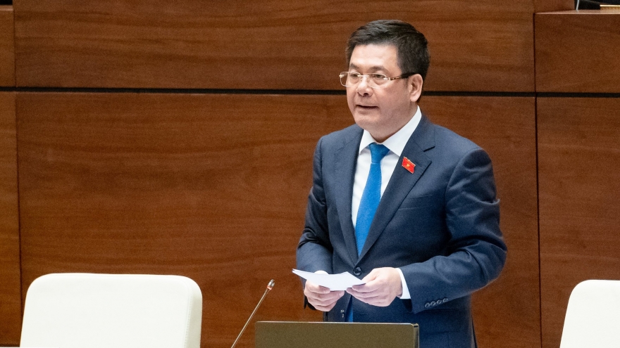 Bộ trưởng Công Thương: "Xử lý nghiêm gian lận thương mại, siết livestream bán hàng"