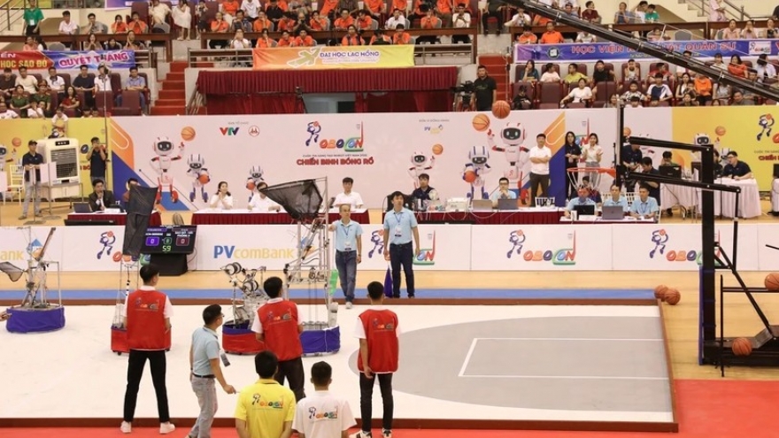 Final round of Vietnam Robocon 2025 kicked off with 32 participating teams