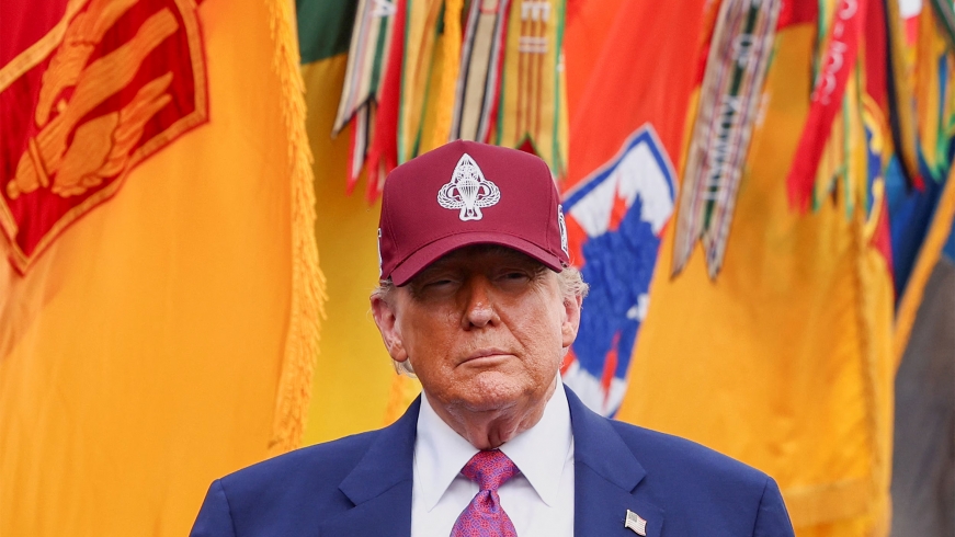Ông Trump tuyên bố cứng rắn dù biểu tình lan ra nhiều nơi ở Mỹ