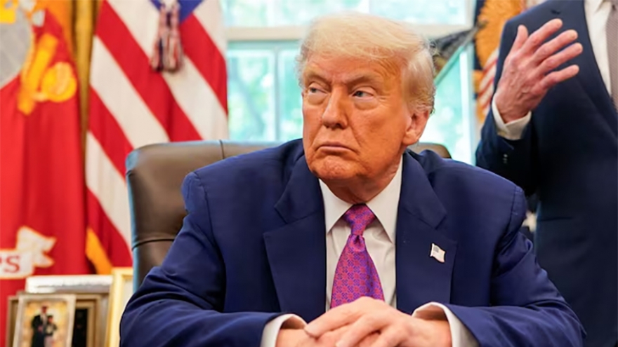 Ông Trump cân nhắc tấn công Iran nhưng chưa đưa ra quyết định cuối cùng