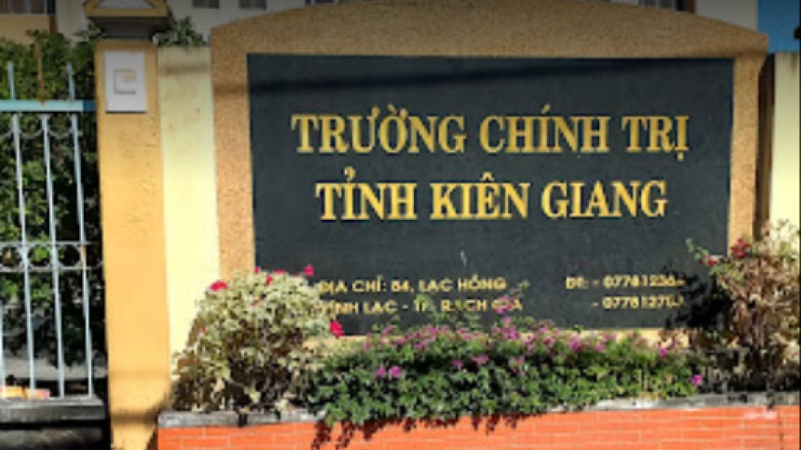 Kiên Giang đề xuất giải quyết chỗ ở cho công chức, viên chức từ An Giang làm việc