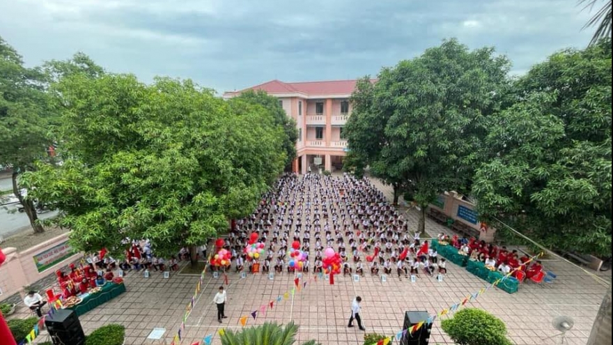Nghệ An: Không để trường học khi chuyển xuống cấp xã thất thoát hồ sơ, tài sản