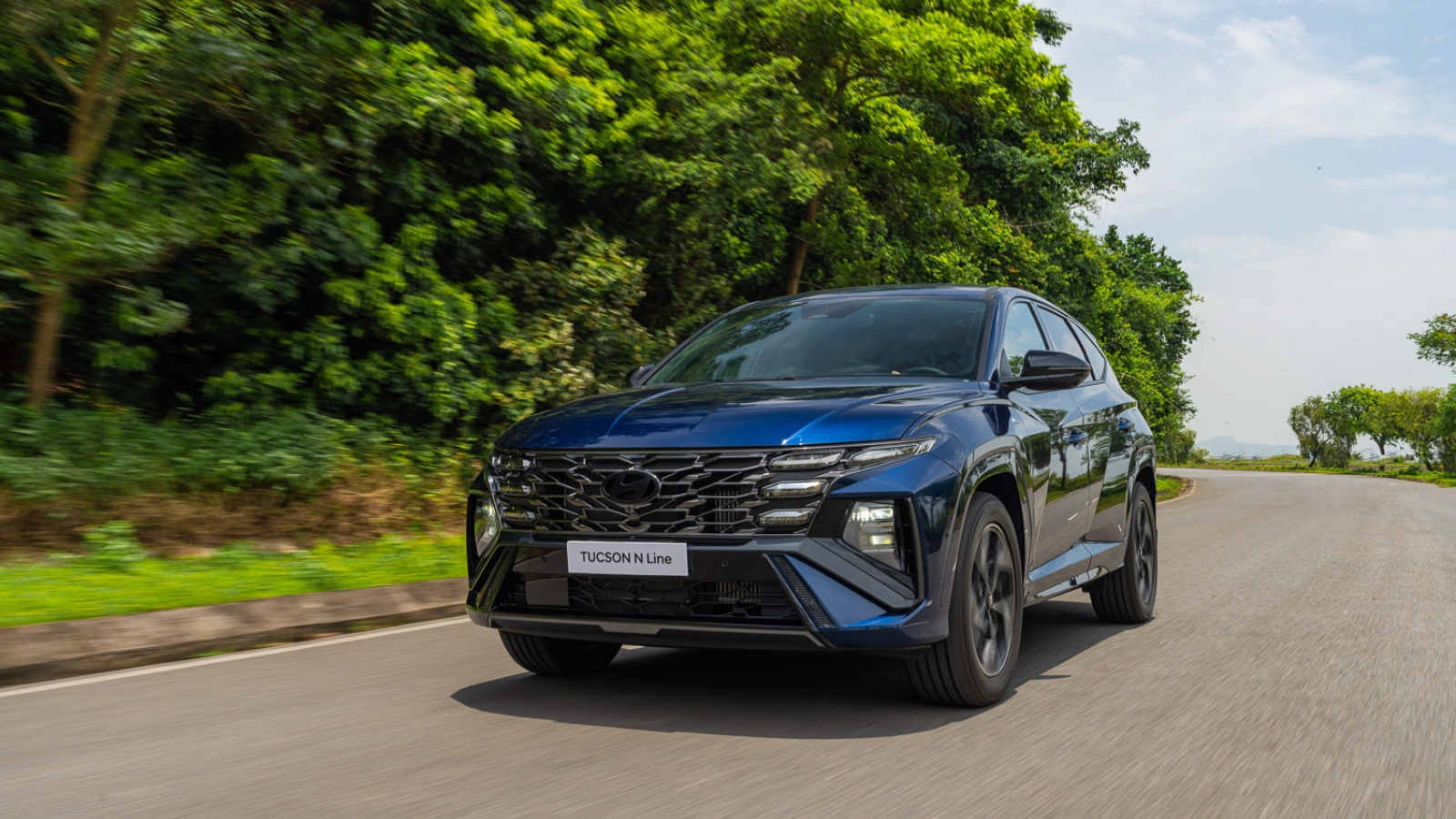 Hyundai Tucson N Line chính thức ra mắt Việt Nam, giá gần 1 tỷ đồng