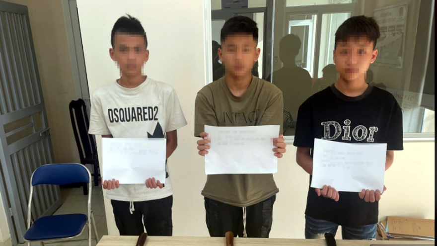Bắt gọn băng cướp "tuổi teen" dùng kiếm cướp tài sản ở Hà Nội
