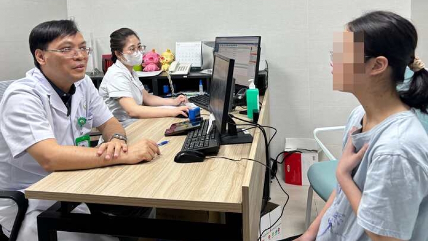 Ca mổ chưa từng có ở Việt Nam giúp nữ sinh bị xe cán sống sót kỳ diệu