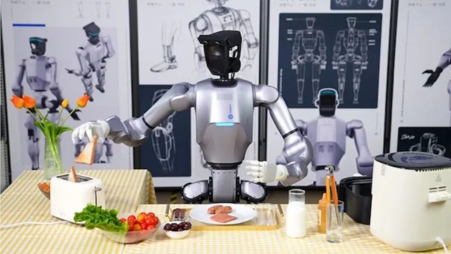 Robot hình người Trung Quốc đạt được bước tiến đột phá