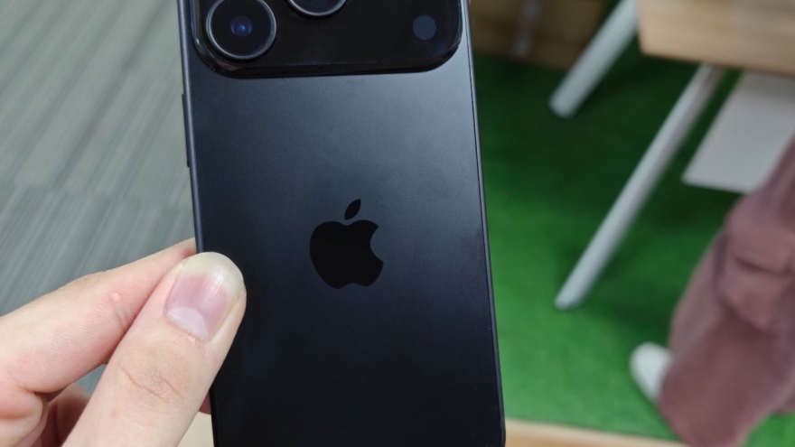 iPhone 17 Pro xuất hiện hình ảnh chân thực nhất từ ​​trước đến nay