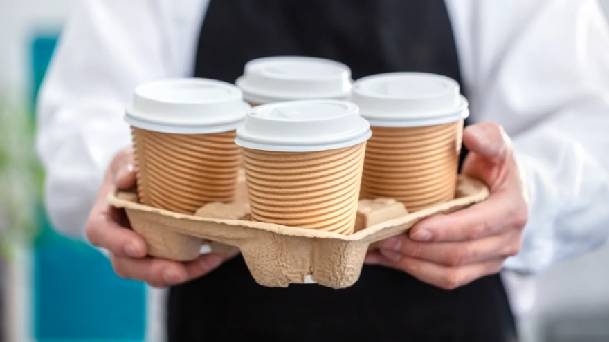 Mối hiểm họa sức khỏe không ngờ từ những cốc café tiện lợi
