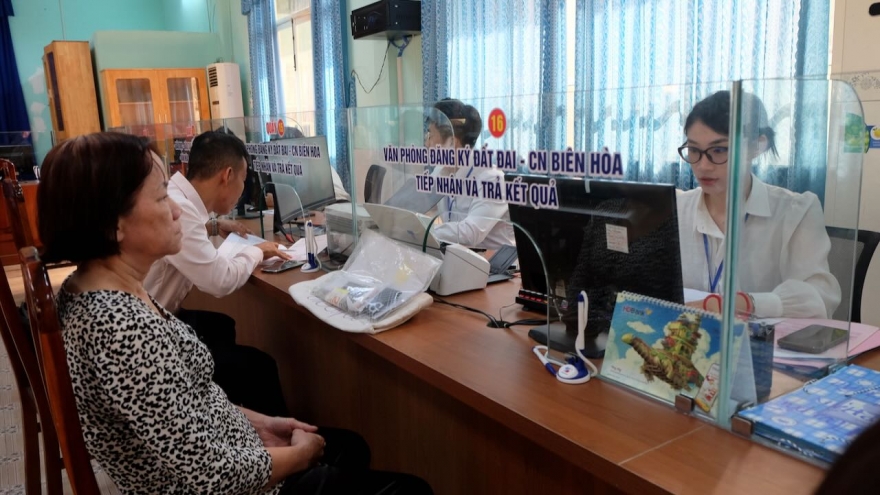 Khắc phục vướng mắc khi thực hiện chính quyền 2 cấp ở Đồng Nai và Tây Ninh