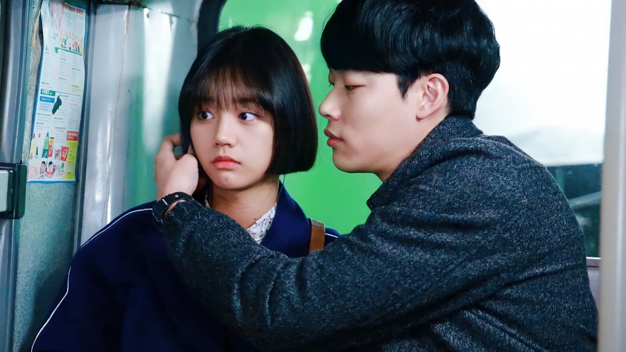 Dàn cast Reply 1988 chuẩn bị hội họp, Ryu Jun Yeol - Hyeri sắp gặp lại sau chia tay?