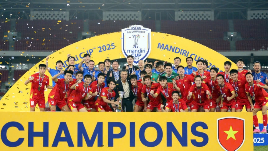 Chủ tịch VFF nói điều bất ngờ sau khi U23 Việt Nam lần thứ 3 liên tiếp vô địch Đông Nam Á