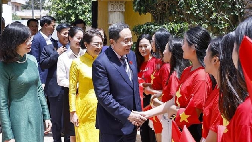 NA Chairman meets Vietnamese community in Morocco
