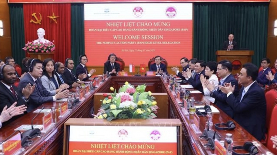 Vietnam, Singapore deepen cooperation in high-quality personnel development