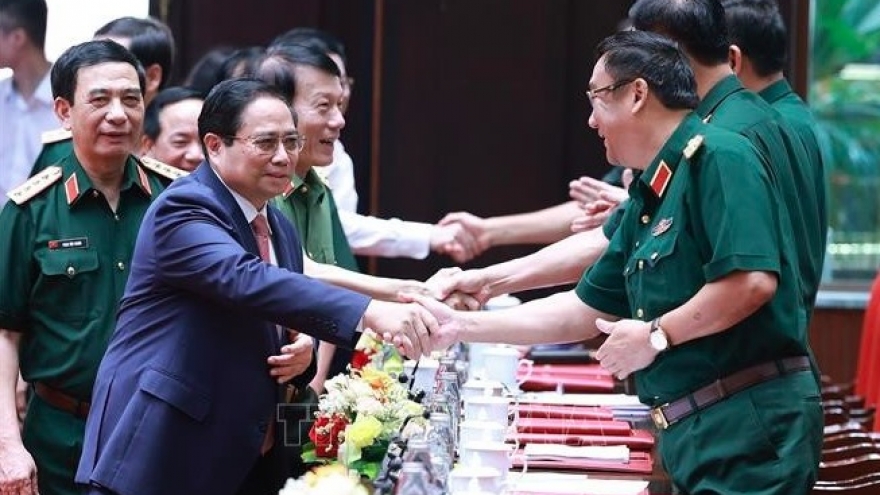 PM stresses army's key role in strengthening people-based national defence