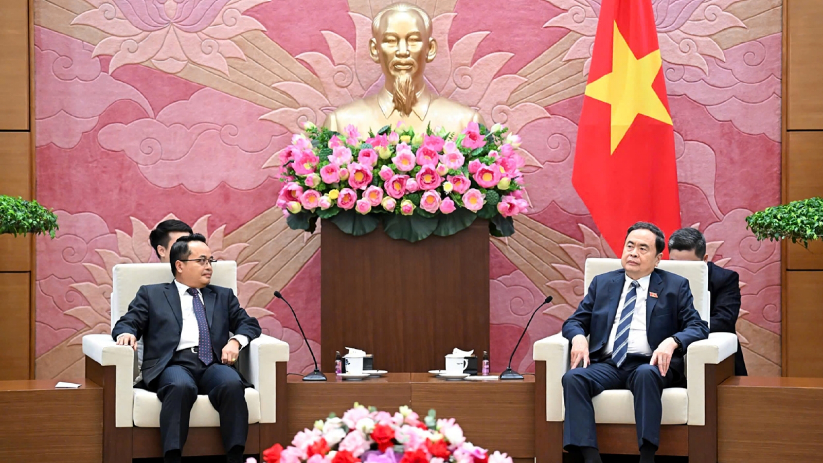 Top legislator pushes for stronger Vietnam – Laos audit cooperation