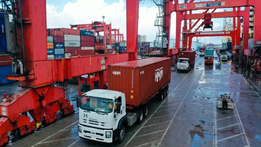 Vietnam still has room to achieve ambitious 8.5% growth target, say experts