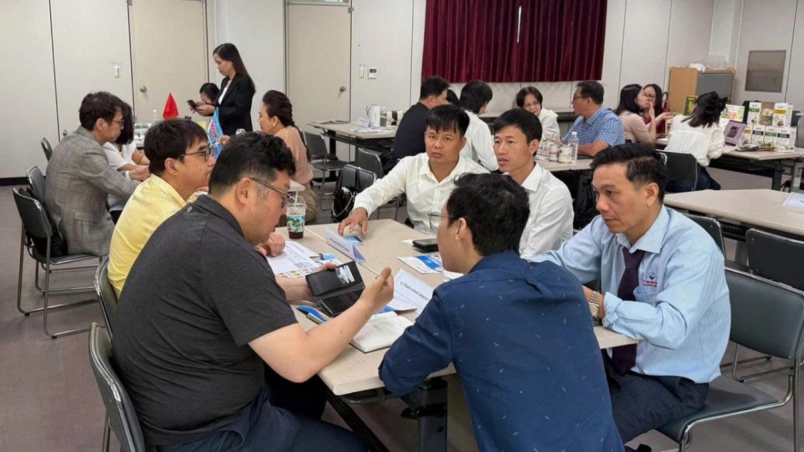 Vietnam increases trade promotion, market connections in RoK
