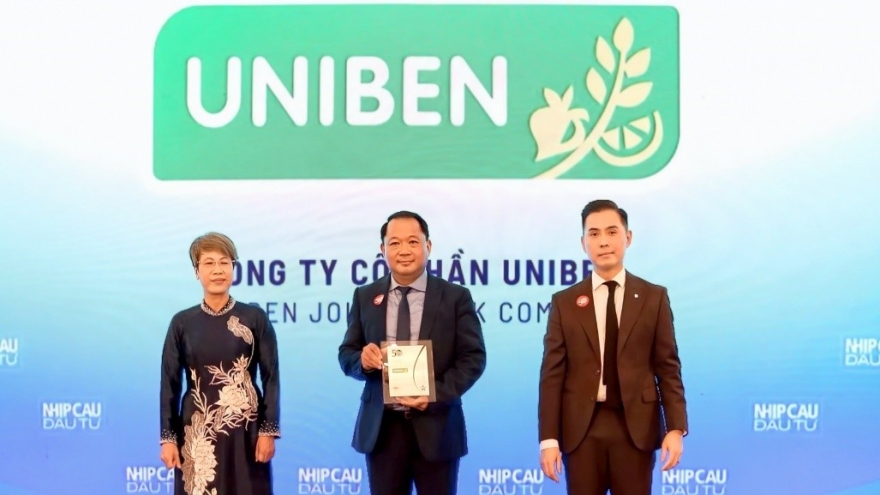 UNIBEN được vinh danh tại Top 50 Doanh nghiệp Phát triển bền vững 2025
