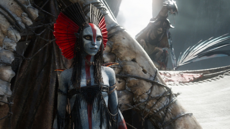 Trailer "Avatar 3" khiến fan choáng ngợp, hé lộ bộ tộc thờ lửa cực kỳ bí ẩn