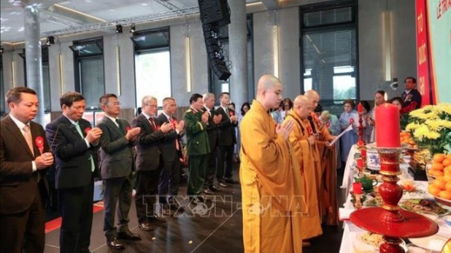 Vietnamese veterans in Germany honour war heroes at Berlin ceremony