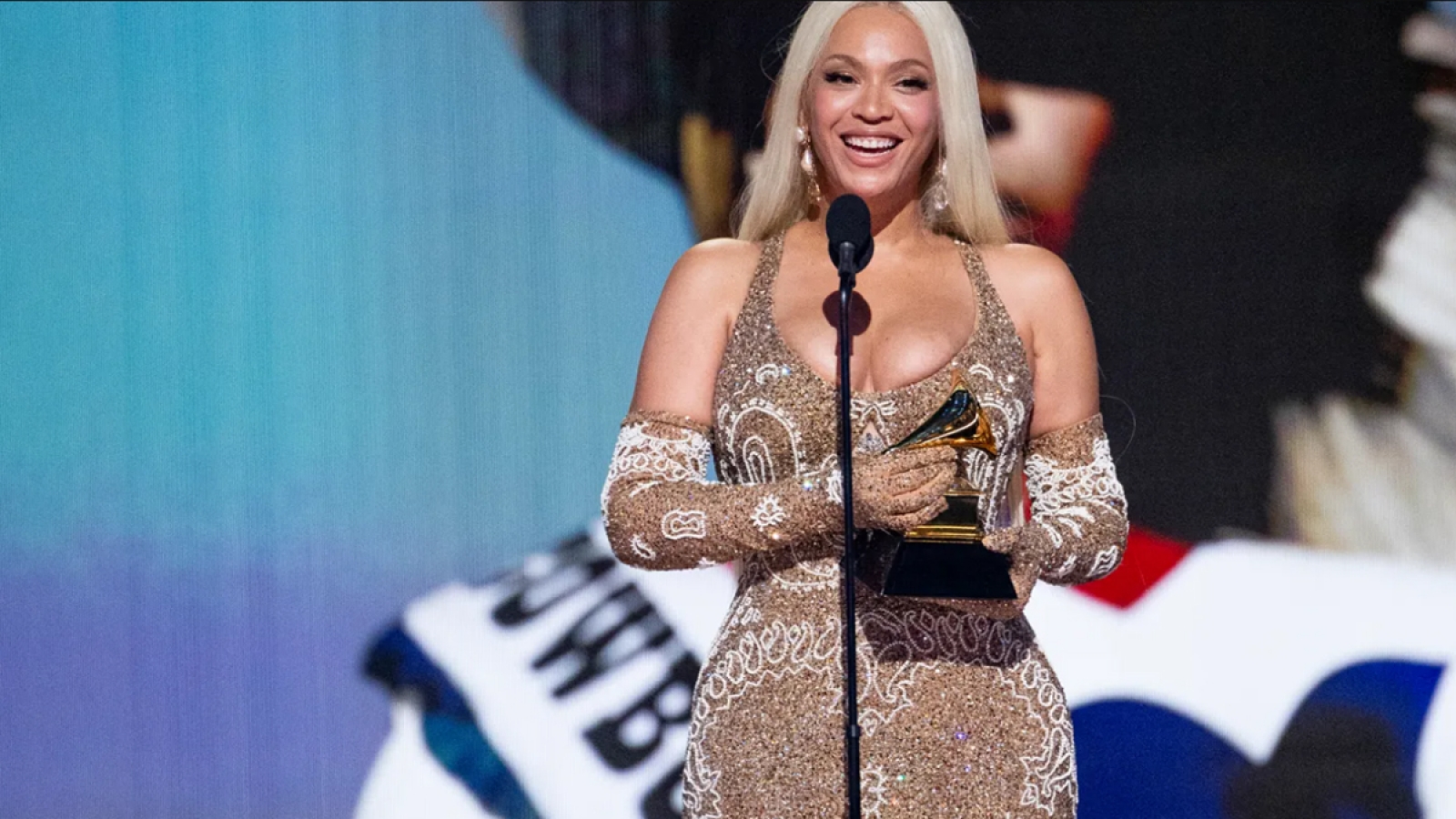 Nhạc chưa phát hành của Beyonce bị đánh cắp trước tour diễn Cowboy Carter