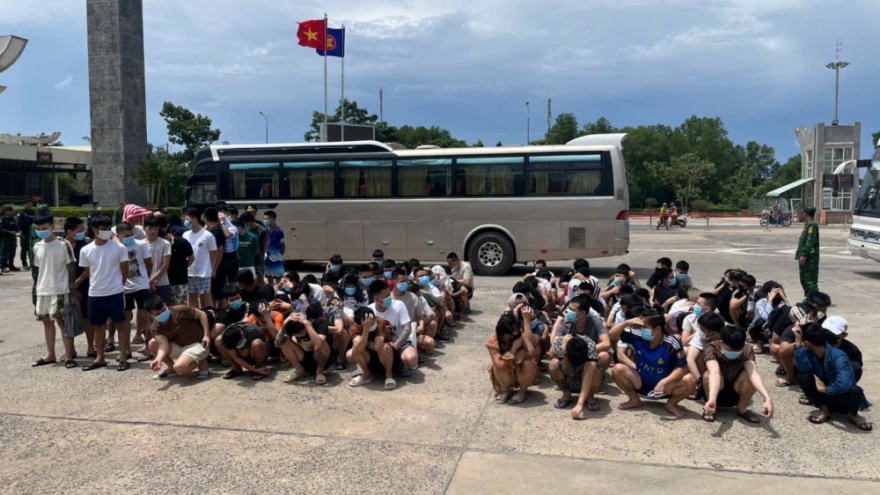 161 người Việt tham tham gia lừa đảo trực tuyến bị trục xuất khỏi Campuchia
