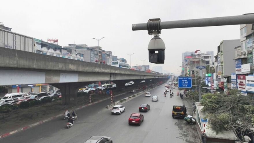 Hà Nội lắp đặt hàng trăm camera AI có khả năng điều tiết, xử lý giao thông
