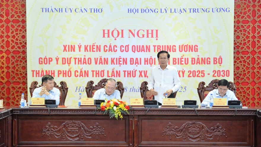 Tạo giải pháp đột phá trong công tác cán bộ để phát triển thành phố Cần Thơ