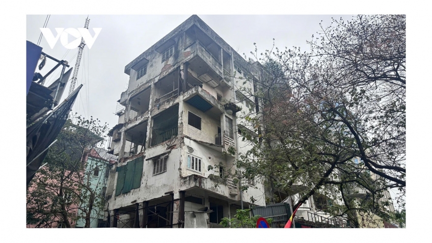 Vì sao cải tạo chung cư cũ ở Hà Nội vẫn gặp nhiều khó khăn?