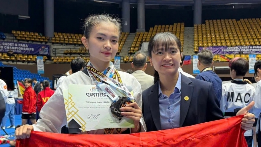 Le Kim named Best Female Coach at Asian Junior Taekwondo Championships