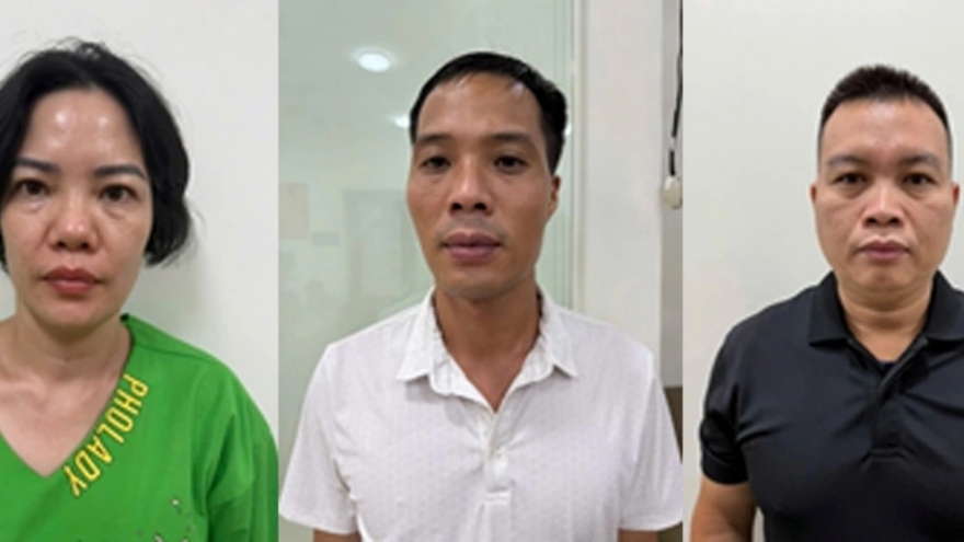 Nóng 24h: Nhóm "cò mồi" y tế, "bác sĩ rởm" ở Hà Nội bị bắt