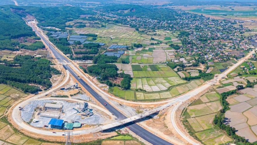 Tăng trưởng ấn tượng, Đèo Cả (HHV) đạt 324 tỷ đồng lợi nhuận trong nửa năm