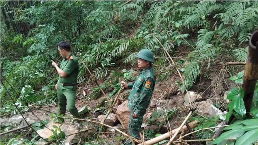 Sạt lở đá tại xã miền núi Thanh Hoá