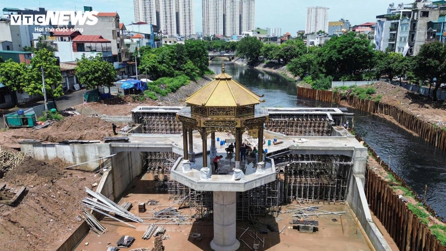 Thiết kế độc lạ của đập tràn giữ nước đầu tiên trên sông Tô Lịch