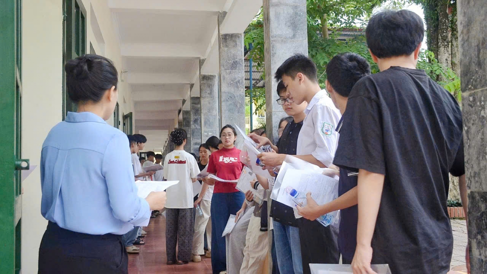 Điện Biên lọt top 4 toàn quốc môn Tiếng Anh kỳ thi THPT 2025
