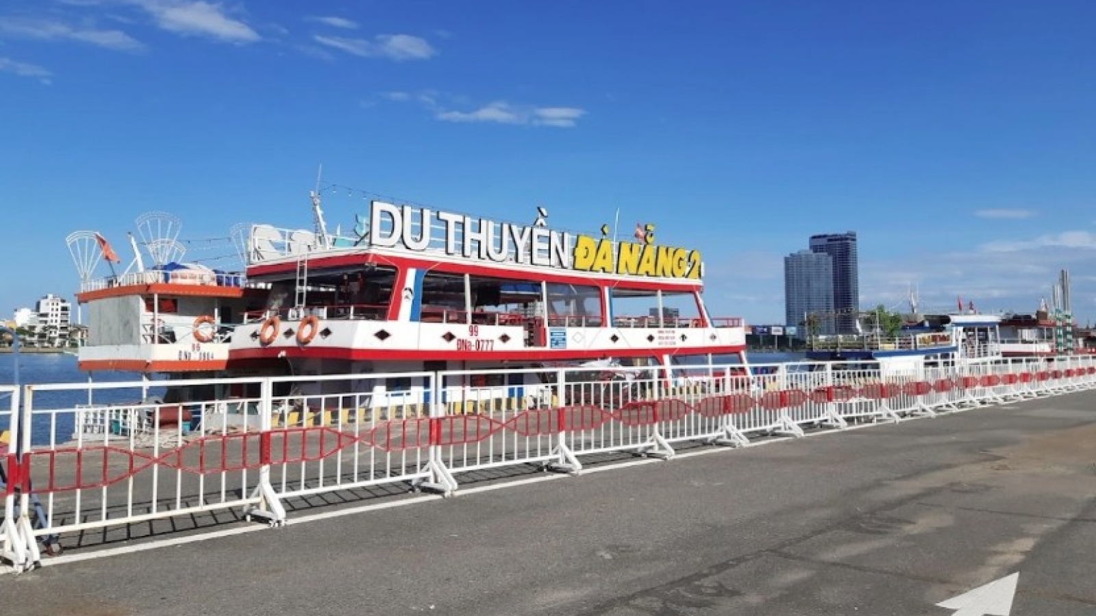 Da Nang launches inland waterway tourism project with 20 new wharves