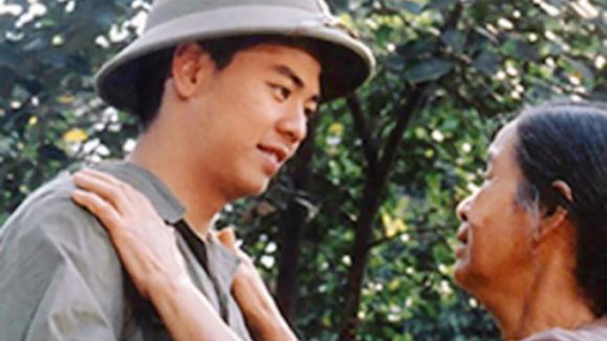 MC Tuấn Tú kể lại kỷ niệm đóng phim chiến tranh từ khi là sinh viên năm nhất