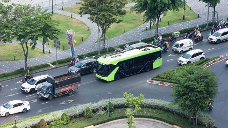 HCM City has 27 more electric bus routes