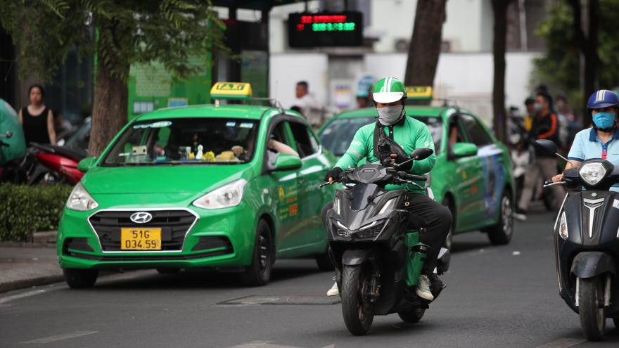 TP.HCM cấm hoàn toàn xe máy xăng cung cấp dịch vụ vận tải vào năm 2029