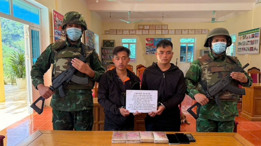 4 bánh ma túy trong túi đối tượng sinh năm 2000