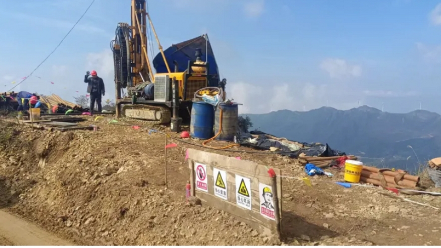 Phát hiện mỏ lithium trữ lượng 490 triệu tấn ở Hồ Nam (Trung Quốc)