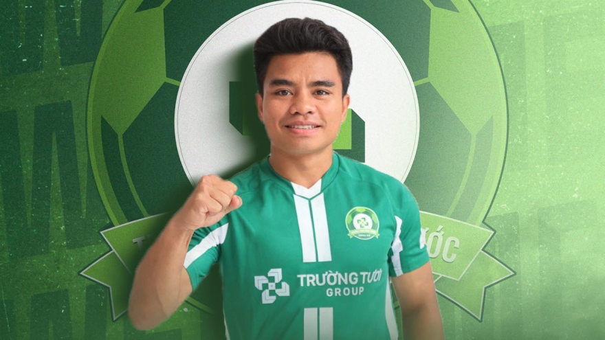 Công Phượng đón thêm 2 đồng đội mới