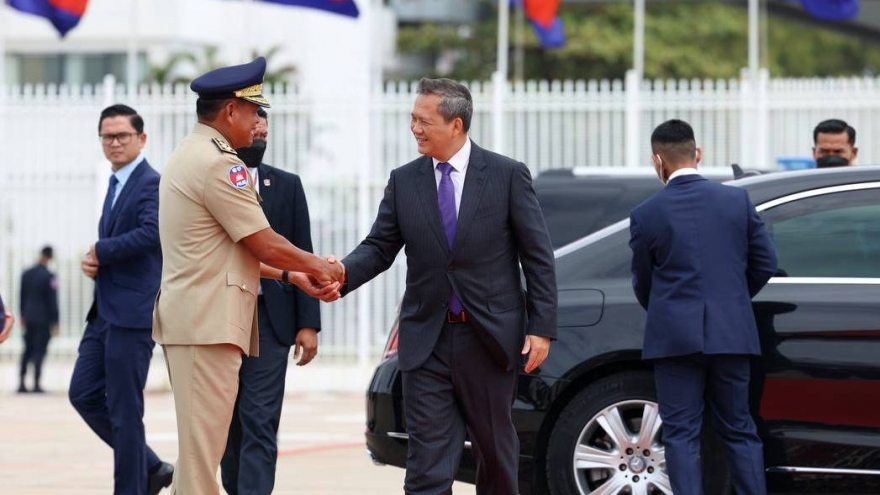 Thủ tướng Campuchia lên đường sang Malaysia đàm phán với Thái Lan