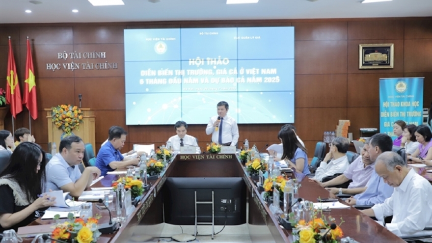 Inflation pressure in H2 driven by exchange rates and credit, expert warns