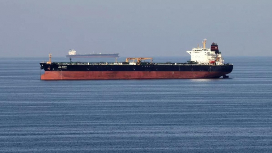 Anh trừng phạt 135 tàu chở dầu của Nga nhằm gia tăng sức ép