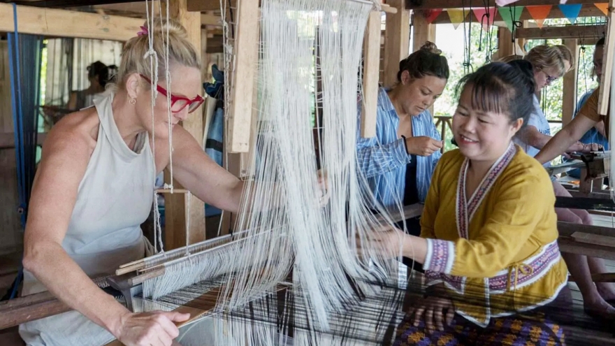 Hành trình hồi sinh nghề dệt thủ công bằng du lịch di sản ở Luang Prabang