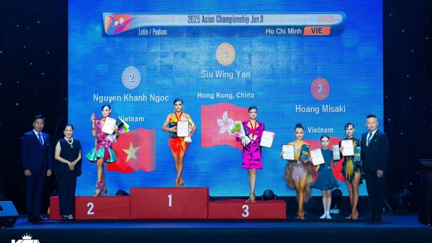 Nữ VĐV 14 tuổi xuất sắc giành Huy chương Bạc tại Giải khiêu vũ thể thao quốc tế