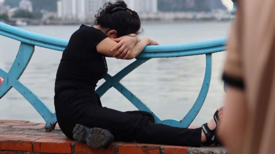 Lật tàu ở Hạ Long và những tổn thương tâm lý sau thảm họa